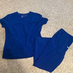 Urbane performance scrubs